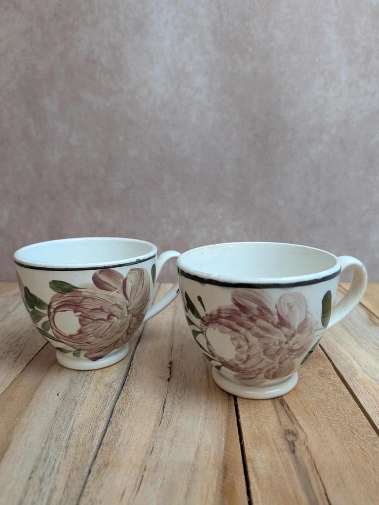 Lot de 2 tasses anciennes terre de fer Creil et Montereau – Xixe